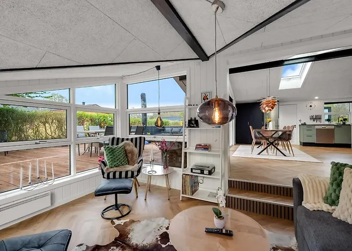 Ronja - 100m To The Fjord By Interhome 別荘