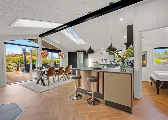 Ronja - 100m To The Fjord By Interhome Hemmet