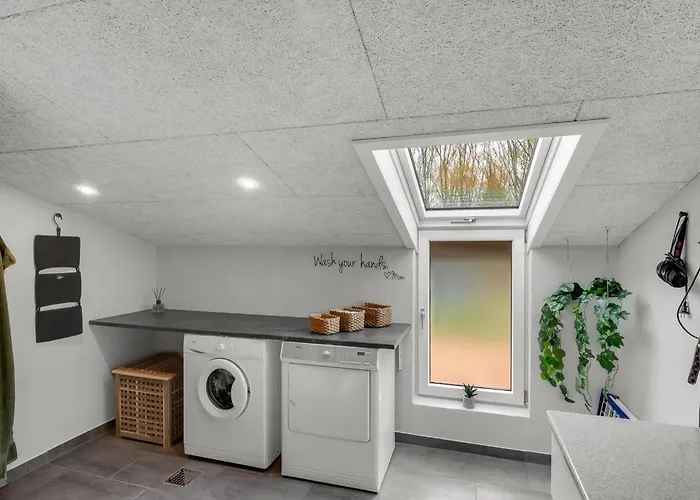 Ronja - 100m To The Fjord By Interhome 別荘