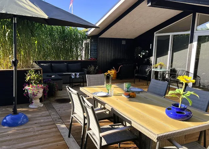 Ronja - 100m To The Fjord By Interhome