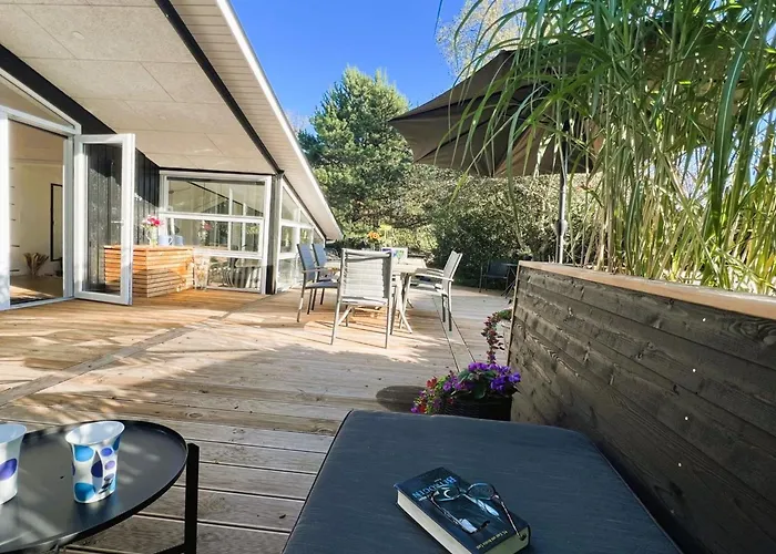 Ronja - 100m To The Fjord By Interhome 別荘